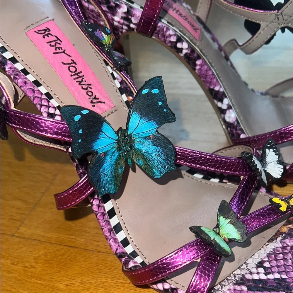 Betsey Johnson Multicolor Butterfly Heels - Picture 4 of 5